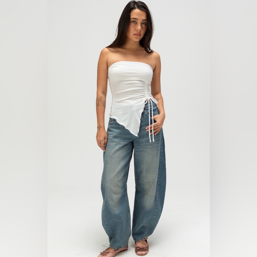 New With Tags BDG BARREL JEAN